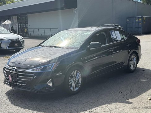 Certified 2020 Hyundai Elantra Value Edition w/ Cargo Package (C1) image 3