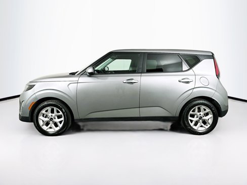 Used 2024 Kia Soul LX w/ Option Group 015 image 4