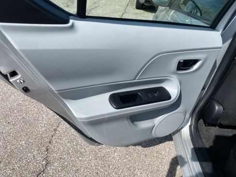 Used 2012 Toyota Prius C Three image 19