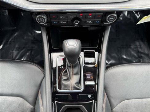 Certified 2022 Jeep Compass Limited image 24