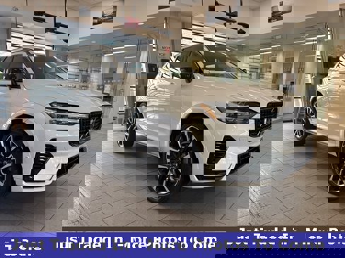 Certified 2024 Volvo XC60 T8 Ultimate w/ Protection Package Premier image 1