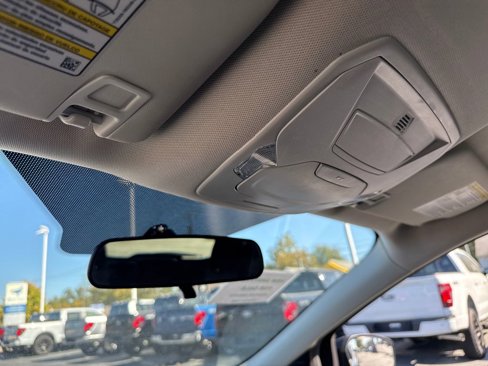 Used 2019 Ford Escape SE image 34