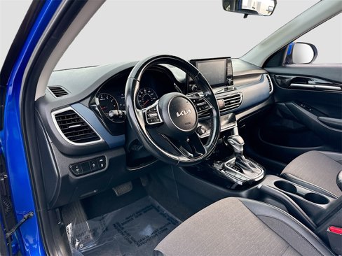 Used 2023 Kia Seltos S image 9