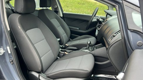 Used 2015 Kia Forte LX w/ Popular Package image 9