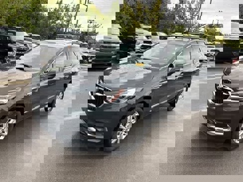 Used 2019 Buick Enclave Essence image 13