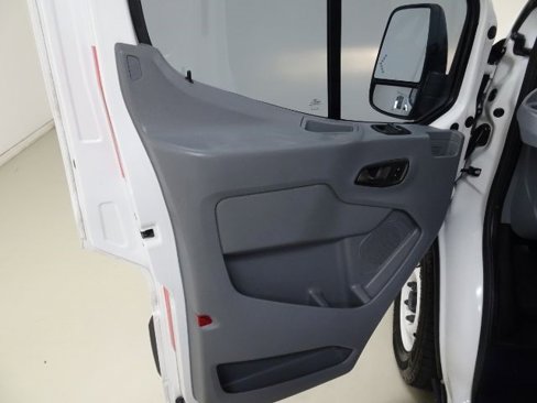 Used 2017 Ford Transit 250 130 Medium Roof image 21
