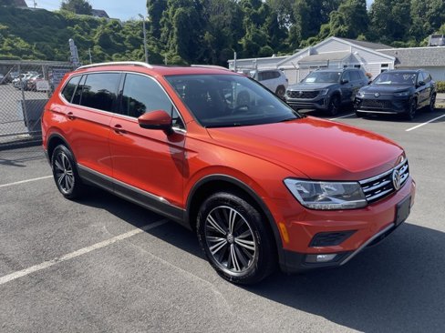 Certified 2019 Volkswagen Tiguan SEL w/ 3rd Row Seat Package image 5