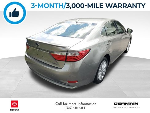 Used 2015 Lexus ES 300h image 7
