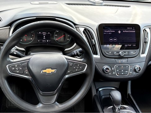 Used 2024 Chevrolet Malibu LT image 4