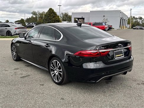 New 2024 Jaguar XF R-Dynamic SE image 4