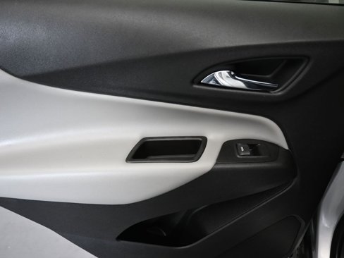 Used 2020 Chevrolet Equinox LS w/ LS Convenience Package image 28