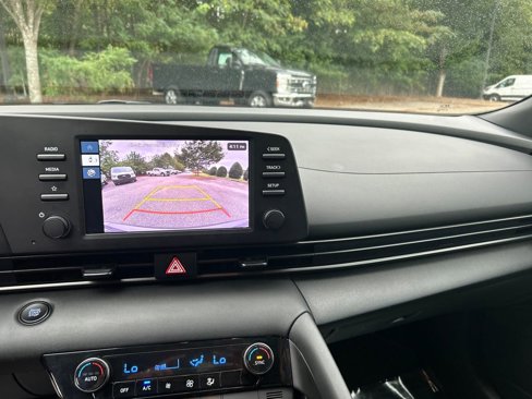 Certified 2025 Hyundai Elantra Sport image 16