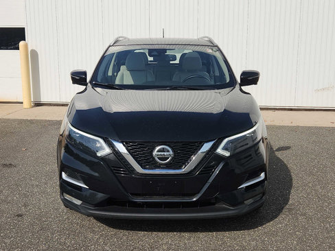 Used 2021 Nissan Rogue Sport SL w/ Premium Package image 2