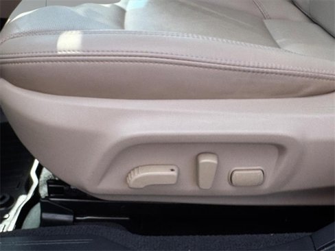 Used 2018 Subaru Outback 2.5i Limited image 13