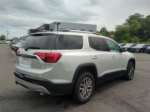 Used 2019 GMC Acadia SLT image 3