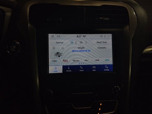 Used 2020 Ford Fusion SE image 25