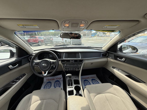 Used 2018 Kia Optima LX w/ 17" Alloy Wheels Package image 13