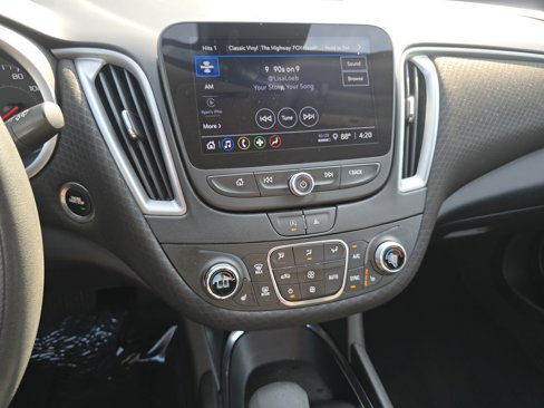 Used 2023 Chevrolet Malibu LT image 35