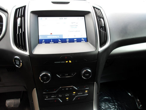 Used 2020 Ford Edge SEL w/ Convenience Package image 12