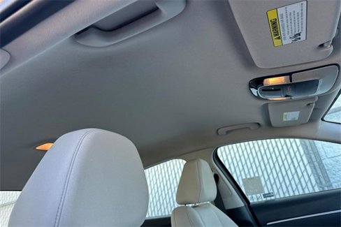 Used 2023 Hyundai Sonata SE image 17