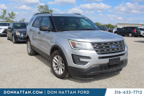 Used 2016 Ford Explorer FWD image 3