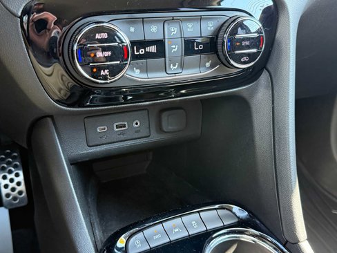 Used 2023 Buick Encore GX Select w/ Sport Touring Package image 51