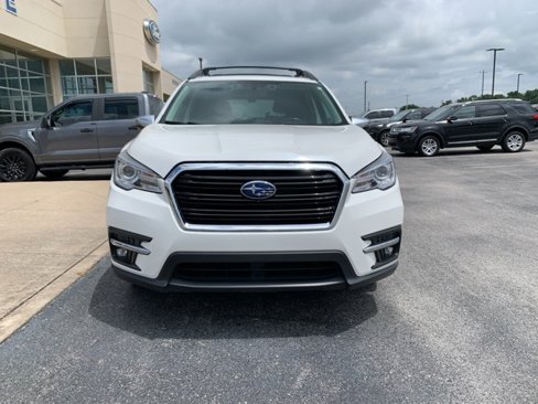 Used 2022 Subaru Ascent Touring image 2