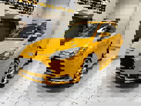 Used 2013 Ford Focus ST image 2