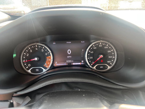 Used 2020 Jeep Renegade Altitude w/ UConnect 8.4 Nav Group image 10