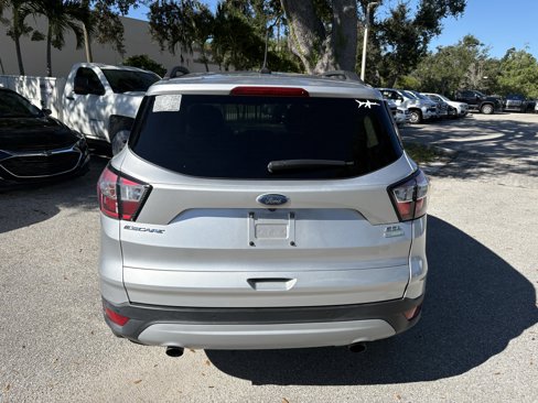 Used 2018 Ford Escape SEL image 6