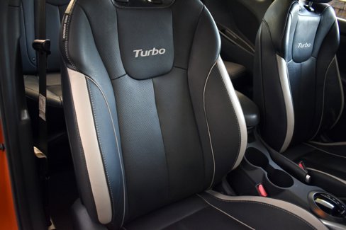 Used 2013 Hyundai Veloster Turbo w/ Ultimate Pkg image 37