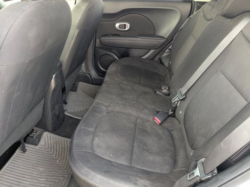 Used 2018 Kia Soul image 14