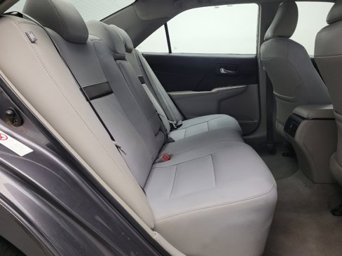 Used 2014 Toyota Camry XLE image 19