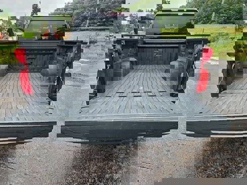 Used 2022 Chevrolet Silverado 1500 RST image 20