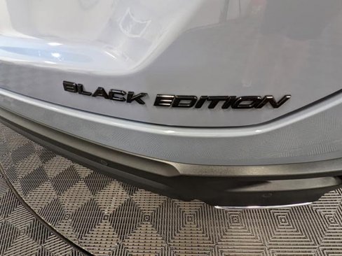 Certified 2025 Honda Pilot Black Edition image 37