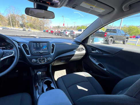 Used 2018 Chevrolet Malibu LS image 17