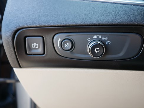 Used 2019 Buick Enclave Essence image 26