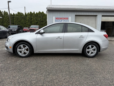 Used 2016 Chevrolet Cruze LT image 8
