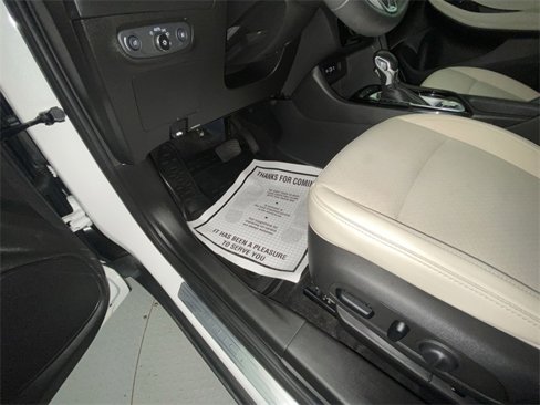 Used 2022 Buick Encore GX Select w/ Experience Buick Package image 12