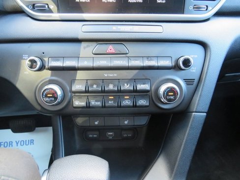 Used 2020 Kia Sportage LX w/ LX Popular Package image 16