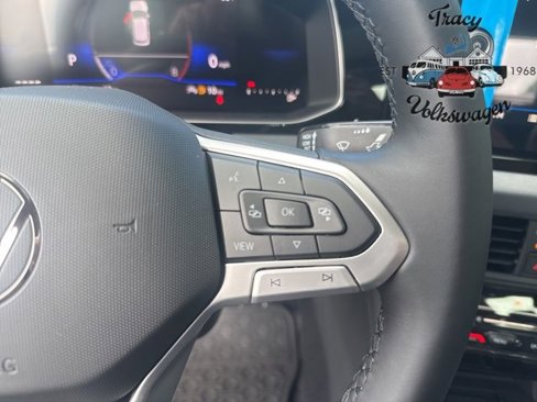 New 2025 Volkswagen Jetta SE image 18