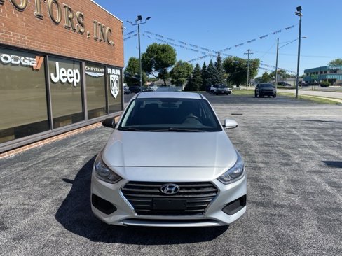 Used 2018 Hyundai Accent SE image 2