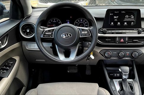 Certified 2020 Kia Forte LXS image 5