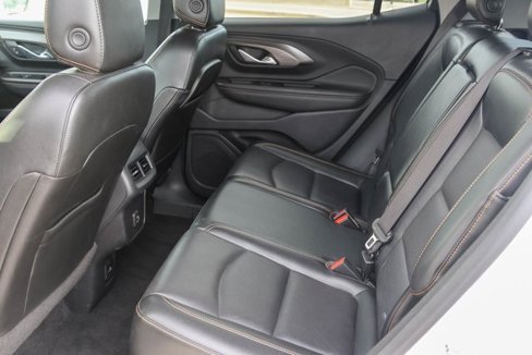 Used 2020 GMC Terrain SLT image 14
