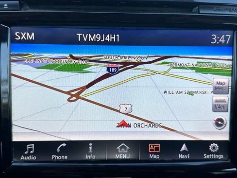 Used 2018 Nissan Murano SV image 16