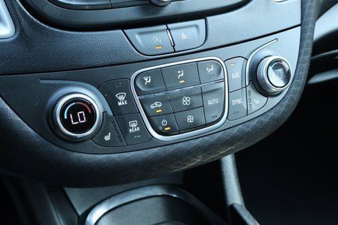 Used 2024 Chevrolet Malibu LT image 15