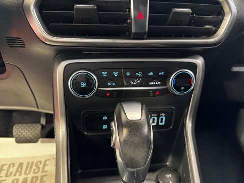 Used 2018 Ford EcoSport SE image 19