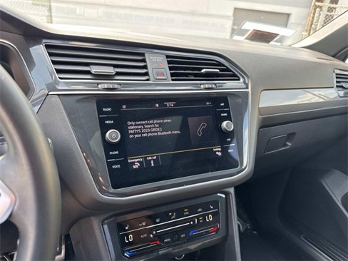 Certified 2023 Volkswagen Tiguan SE R-Line image 25
