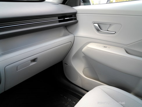 Used 2026 Hyundai Kona Limited image 32
