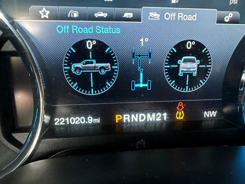Used 2017 Ford F250 Lariat w/ Lariat Value Package image 13